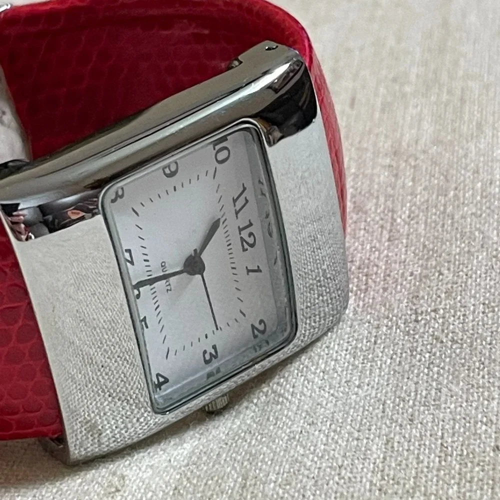 Quartz Movement Red Band Ladies Cuff Watch - Picture 7 of 11